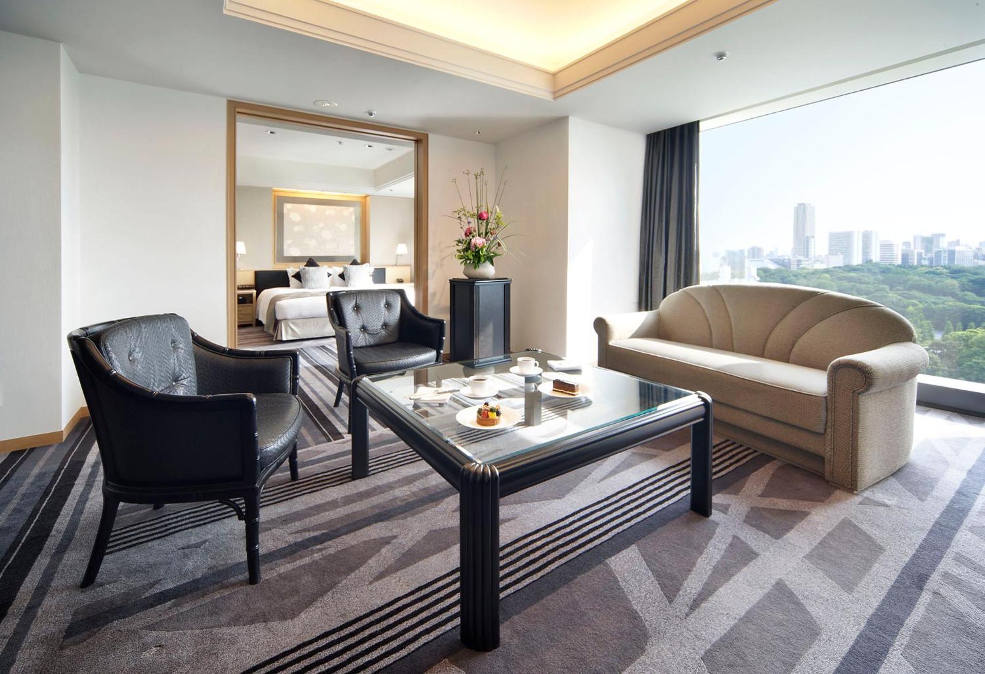 Hotel New Otani Tokyo The Main Bagian luar foto A suite at the hotel